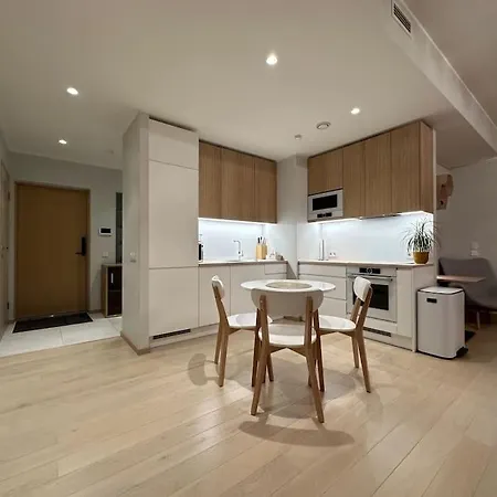Apartment Cozy App - 400m From Historic Old Town Centre *