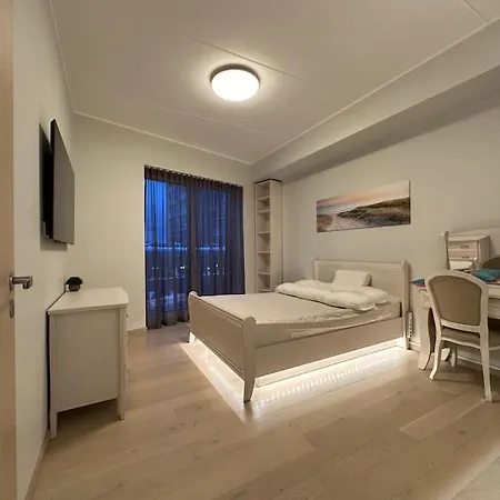 Lejlighed Cozy App - 400m From Historic Old Town Centre *